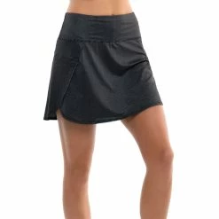 Lucky In Love Swing Black 15.25in Womens Golf Skort